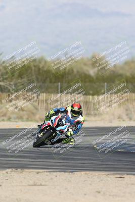 media/Jan-15-2026-Racers Edge (Thu) [[dfebeb70ab]]/2-A Group/Session 5 Turn 2/